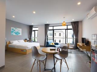 Ngộp 28 tỷ  bán toà chdv ung văn khiêm, p25  dt 13 x 22m  7 tầng tm  t.nhập 350 tr/th  45 tỷ