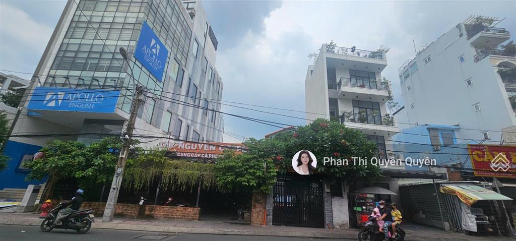 Ngộp bank 30 tỷ  bán nhà mặt tiền lê quang định, b.thạnh  nh 10 x 30m  xd hầm 7 tầng  45 tỷ