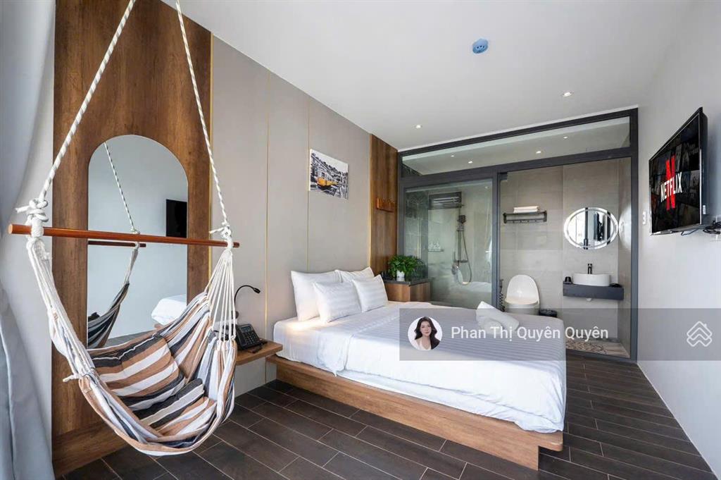 Bán khách sạn góc 2 mặt tiền ngay lũy bán bích, tp  7 x 28m  6 tầng + tm  hđt 160 triệu  37 tỷ