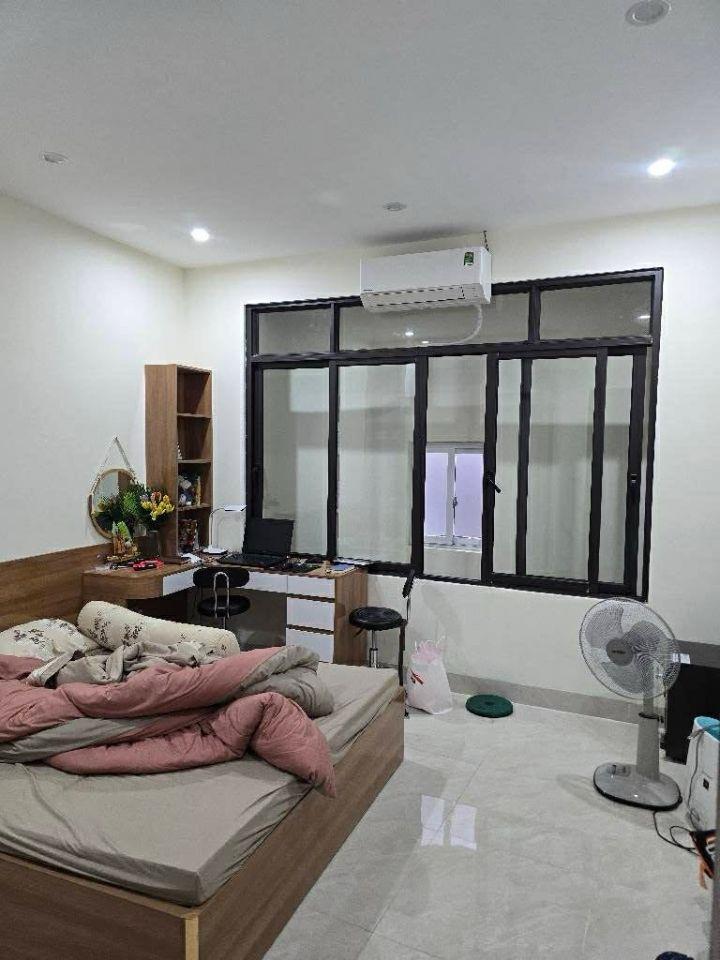 9,9 TỶ NHÀ 5 TẦNG 45M2 FULL NỘI THẤT PHỐ ĐỊNH CÔNG THƯỢNG HOÀNG MAI
