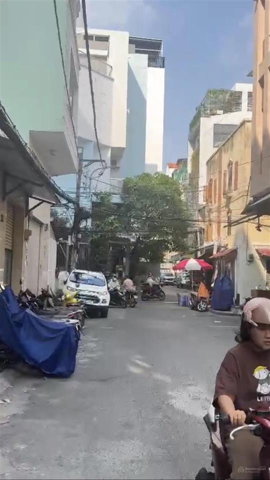 Hẻm 8m đường nguyễn giản thanh q10 ngang 6m dài 21m nở 10m 4tầng giá 33tỷ cách siêu thị go tầm 100m