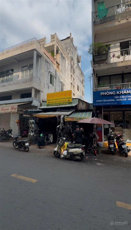Mặt tiền phó cơ điều q5 ngang 5m nở 8m dài 20m cấp 4 giá 23,9 tỷ cách bv chợ rãy 100m. gần chung cư