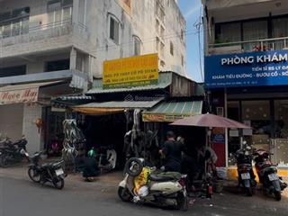 Mặt tiền phó cơ điều q5 ngang 5m nở 8m dài 20m cấp 4 giá 23,9 tỷ cách bv chợ rãy 100m. gần chung cư