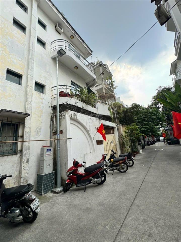Khu vip nguyễn chí thanh q5 ngang 8,8m dài 20m 3 tầng giá 29,5 tỷ giáp ngô gia tự hẻm xe hơi