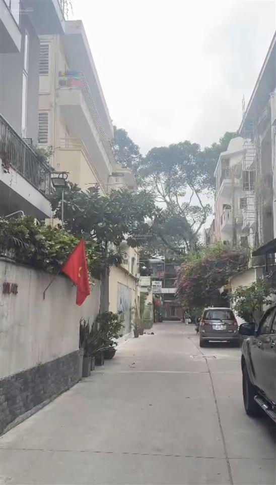 Khu vip nguyễn chí thanh q5 ngang 8,8m dài 20m 3 tầng giá 29,5 tỷ giáp ngô gia tự hẻm xe hơi