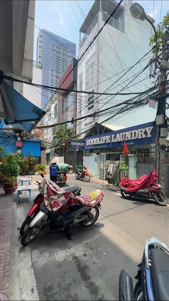 Khu sang trọng đường nguyễn trãi q1 ngang 6m x 15m nở 10m cấp 4 giá 18,5 tỷ giáp toả nhà lancaster