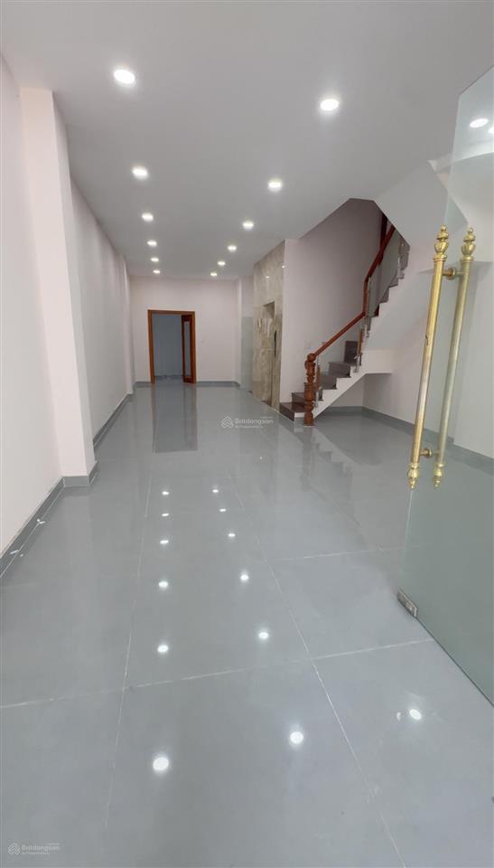 Tòa nhà góc 2 mặt tiền lý thái tổ q10 dt 5,2m x 20m hầm 6 tầng giá còn 43 tỷ gần bv nhi đồng 1