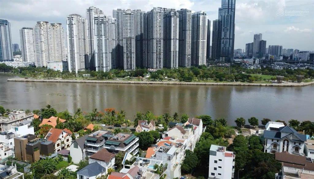 Giảm sâu 25 tỷ! bán đất biệt thự ven sông khu trần não, quận 2  giá cực tốt