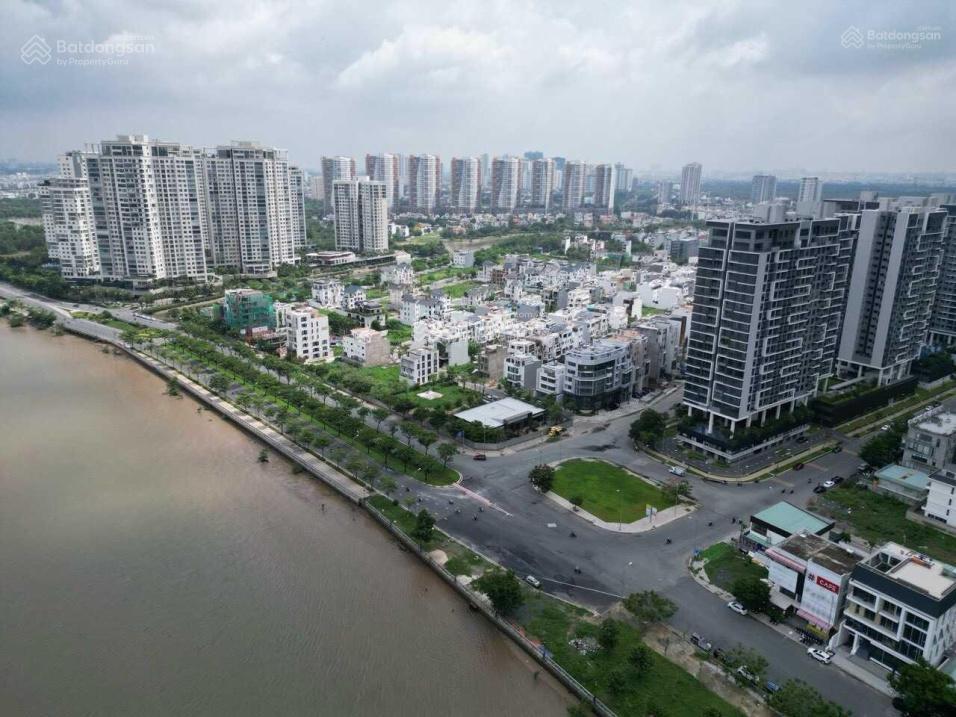 Giảm 80 tỷ còn 71 tỷ! chủ kẹt bán gấp lô đất mt mặt sông sài gòn, ngay đảo kim cương, 15x22m