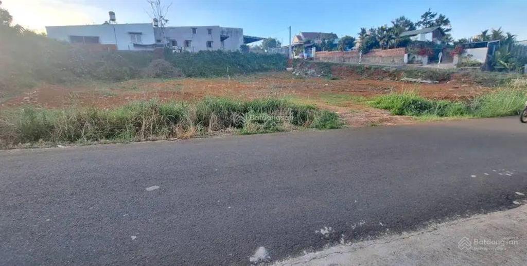 Bán gấp lô đất 100m2 hoà ninh, di linh