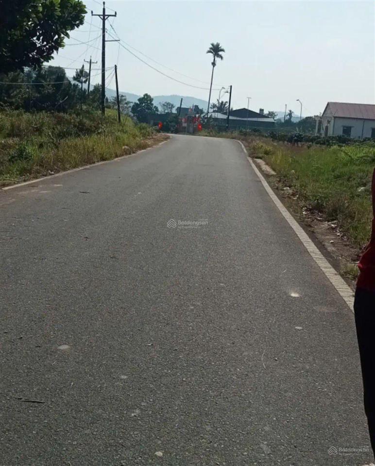 Lô đất mặt tiền đường nhựa 10m