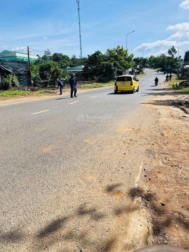 Cần bán lô đất mặt tiền liên xã hoà bắc