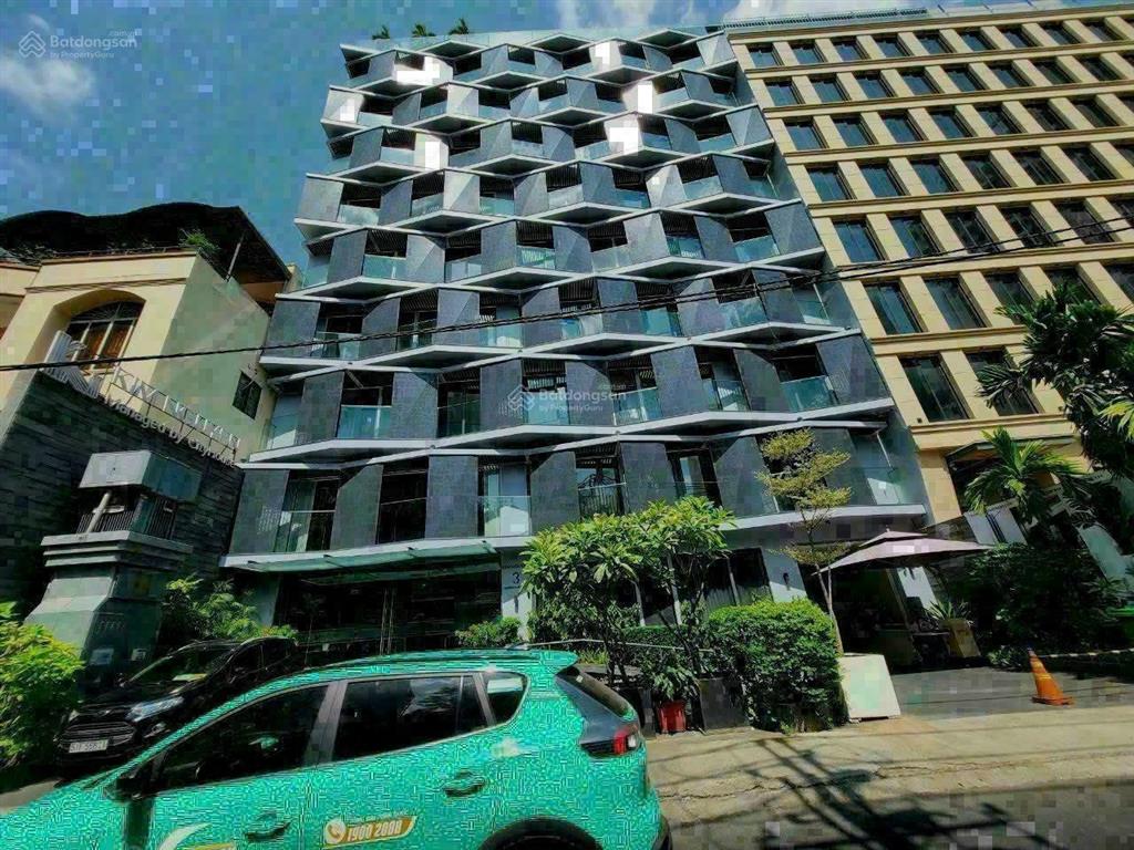 Bán gấp khách sạn 2 mặt tiền phố bùi việndt 12x40m,2h12t thu nhập  3 tỷ/tháng giá 300 tỷ