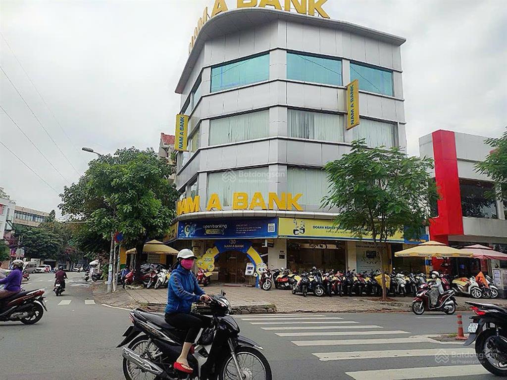 Đẹp quá!!góc 2 mặt tiền nguyễn trãitôn thất tùng dt 16x20mkc  6 tầnghđt500trgiá  250 tỷ