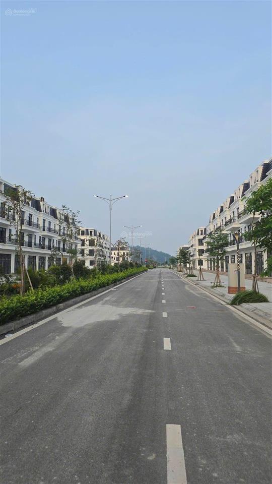 Chỉ 4 tỷ có ngay nhà 4 tầng mặt đường 30m kinh doanh buôn bán tại tân thanh elite city