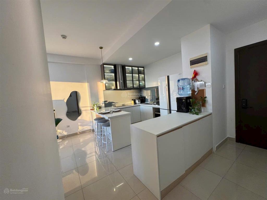 Bán căn 2pn2wc 76m2 view sông full nội thất giá 7ty2