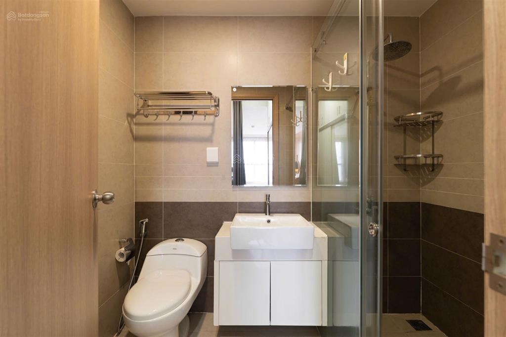 Cho thuê 2pn2wc full nội thất đẹp giá 18.5tr trônhs sẵn