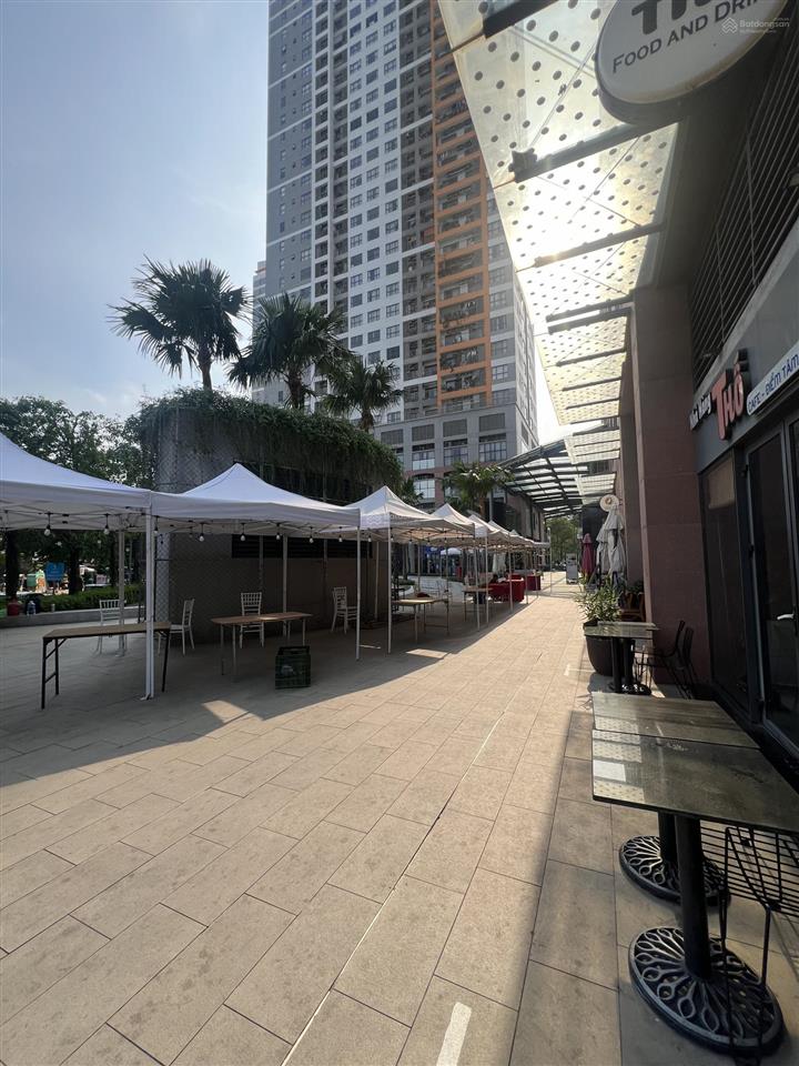 Bán shophouse tháp trung tâm 76m2 giá chỉ 138tr/m2