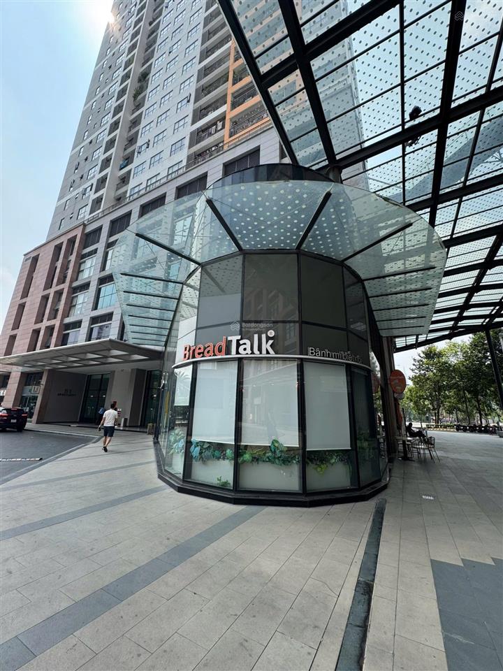 Bán shophouse tháp trung tâm 76m2 giá chỉ 138tr/m2