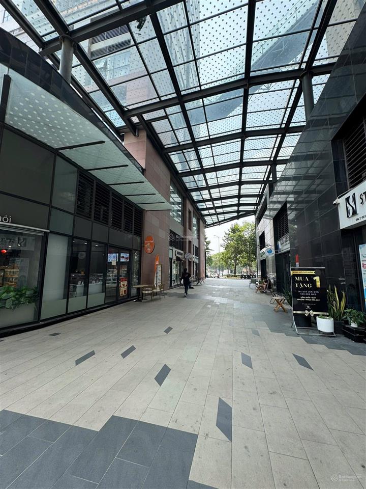 Bán shophouse tháp trung tâm 76m2 giá chỉ 138tr/m2