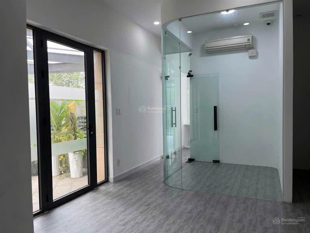 Cho thuê văn phòng 58m2 giá 15tr/tháng