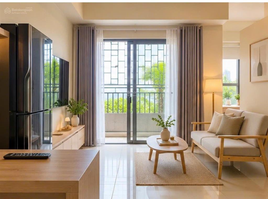 Cho thuê căn studio có ban công 40m2 giá 13 triệu