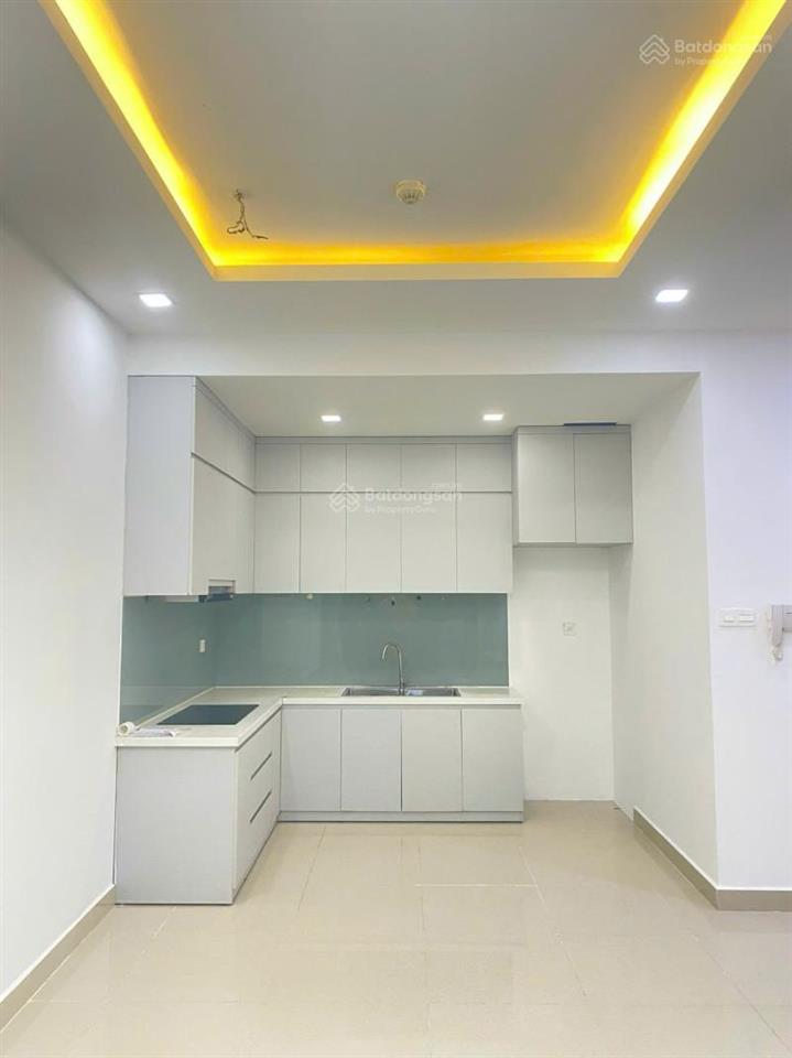 Cho thuê cc the sun avenue 2pn ntcb 76m2 giá 15,8tr