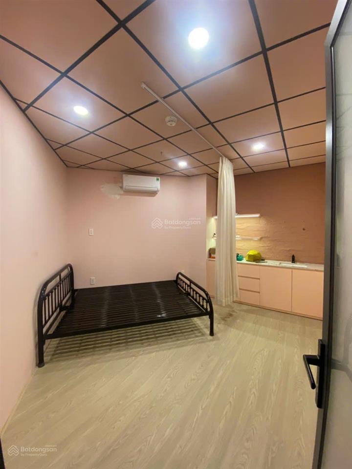 Bán shophouse cc the sun avenue 48m2  5 tỷ 5 cho thuê 26tr/tháng