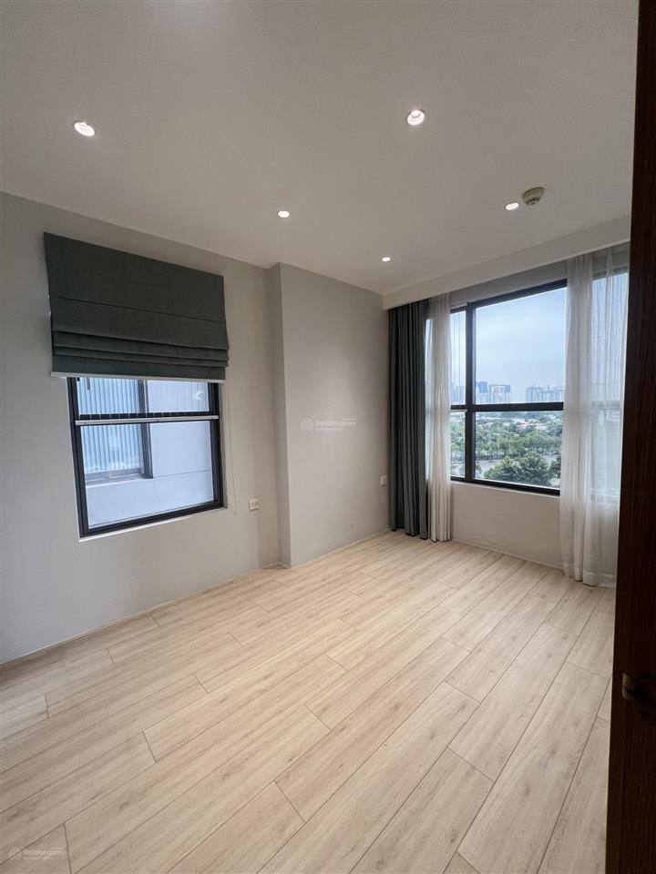 Cho thuê 3pn90m2 trống sẵn giá 19tr ntcb