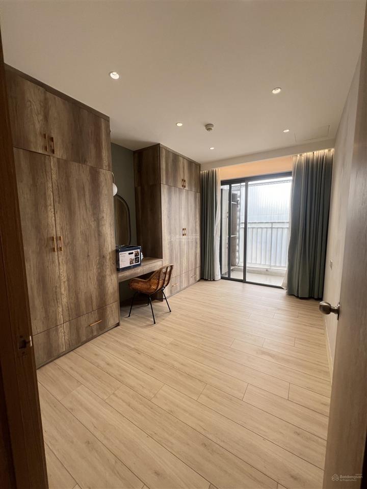Cho thuê 3pn90m2 trống sẵn giá 19tr ntcb