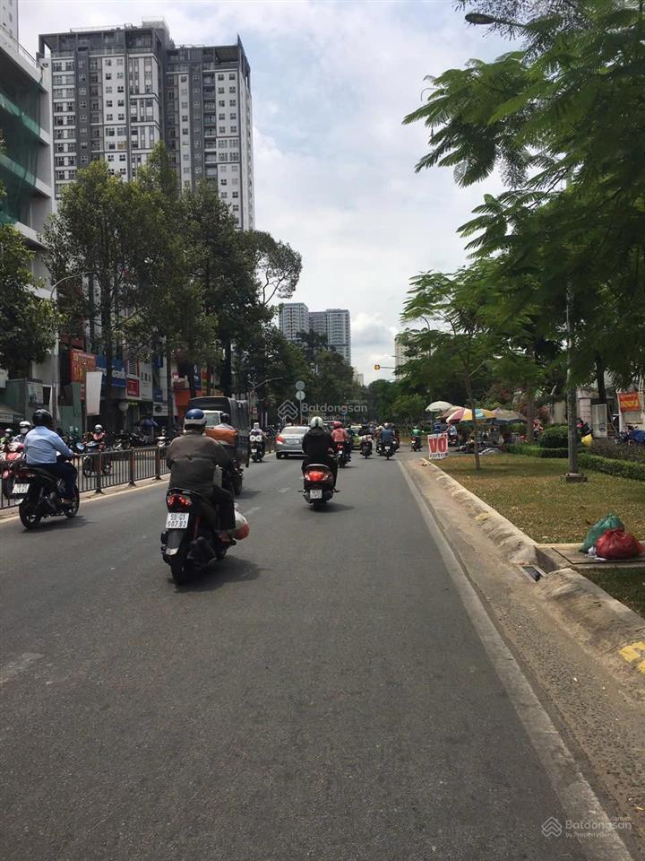 Bán nhà mt trường sa p13,q.3 dt 4.6x17 nỡ hậu 4.8  6 tầng nhà mới giá 31 tỷ tl