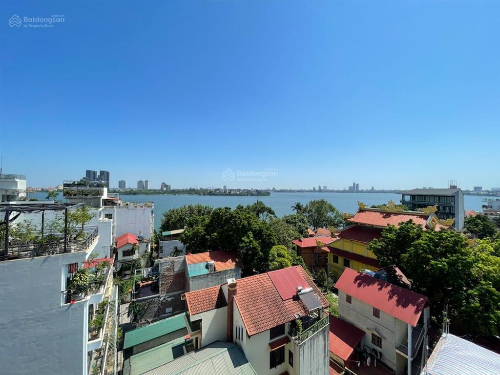 Bán nhà đẹp 5t võng thị, tây hồ  ô tô đỗ cửa, gần hồ  dt 45m2, mt 4.5m  giá 13 tỷ