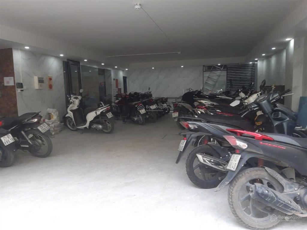 Bán tòa văn phòng 8 tầng mặt phố hòa mã  hai bà trưng hà nội