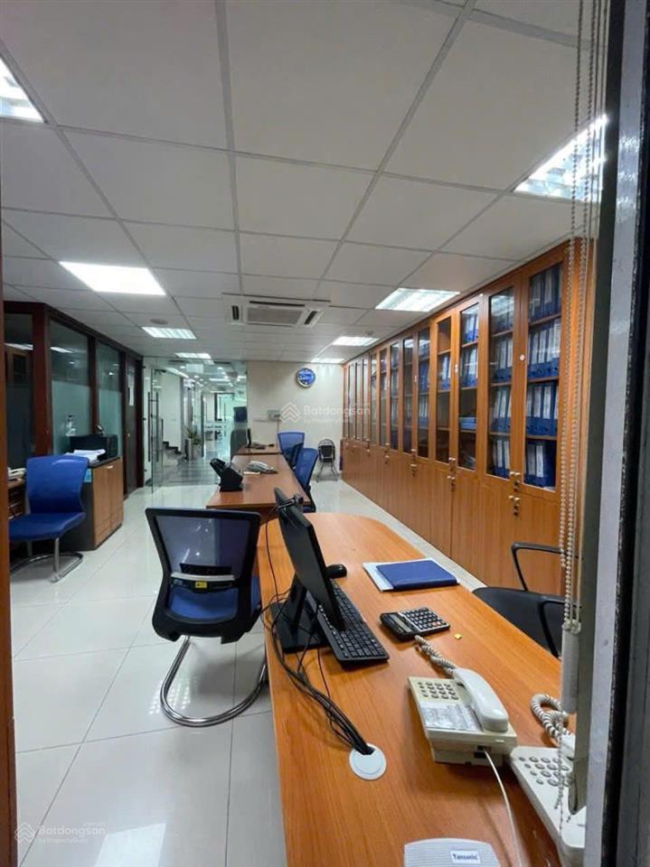 Bán tòa văn phòng 8 tầng mặt phố hòa mã  hai bà trưng hà nội