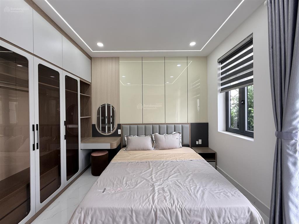 Bán nhà thới an q12, 102m2 4x25 ô tô thông, 4 tầng full nội thất chỉ 6.x tỷ