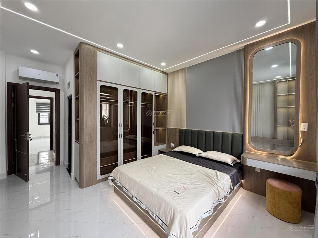 Bán nhà thới an q12, 102m2 4x25 ô tô thông, 4 tầng full nội thất chỉ 6.x tỷ