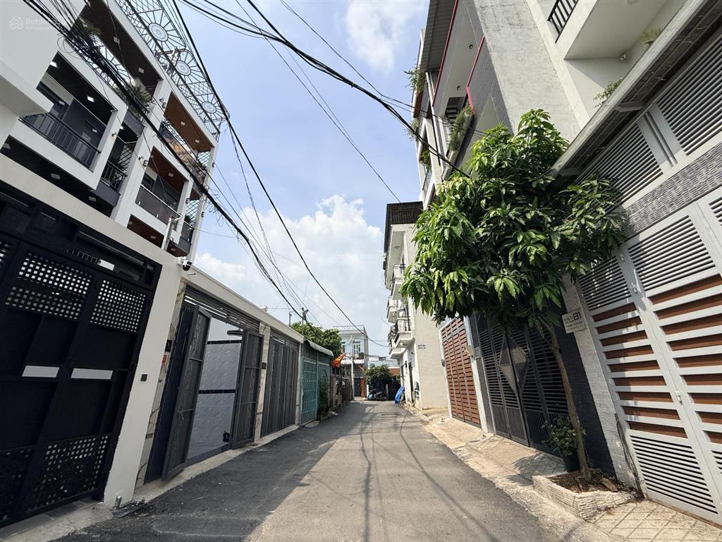Bán nhà thới an q12, 102m2 4x25 ô tô thông, 4 tầng full nội thất chỉ 6.x tỷ