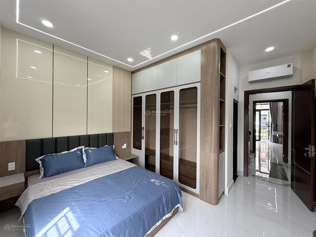 Bán nhà thới an q12, 102m2 4x25 ô tô thông, 4 tầng full nội thất chỉ 6.x tỷ