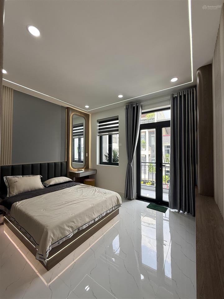 Bán nhà thới an q12, 102m2 4x25 ô tô thông, 4 tầng full nội thất chỉ 6.x tỷ