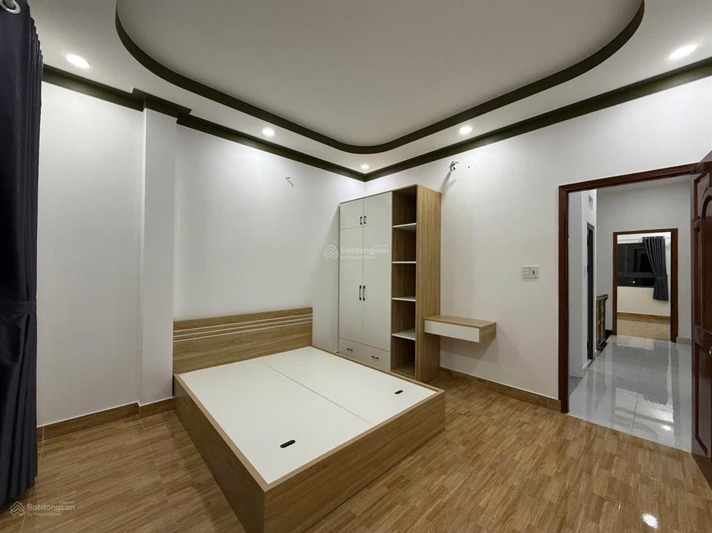 Bán nhà hxh thạnh xuân q12, 4x15, 3 tầng chỉ 4.x tỷ tl