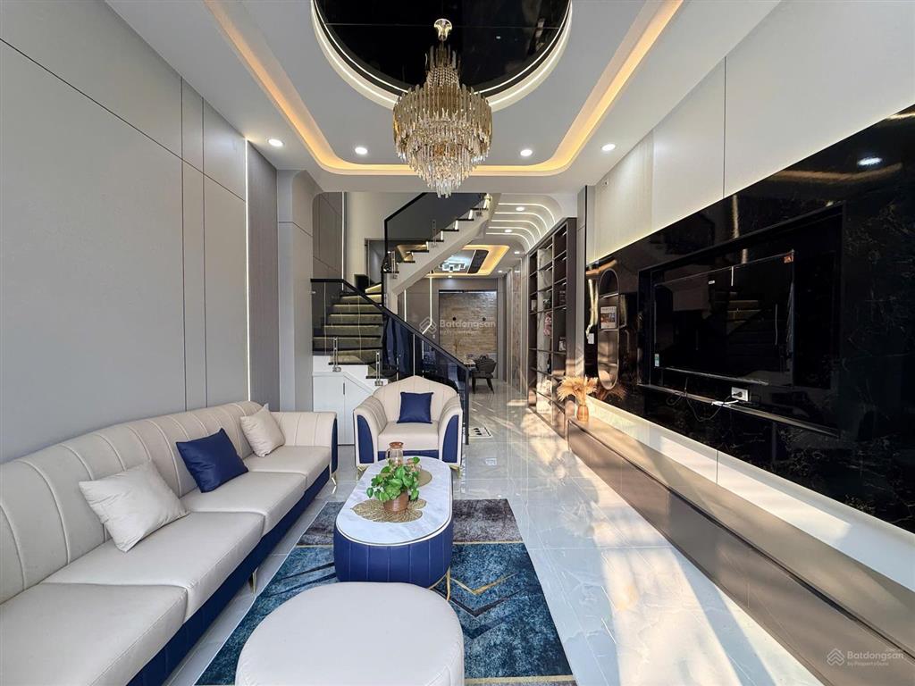 Bán nhà mặt tiền thạnh xuân q12, 70m2 4 tầng xây mới chỉ 6.x tỷ tl