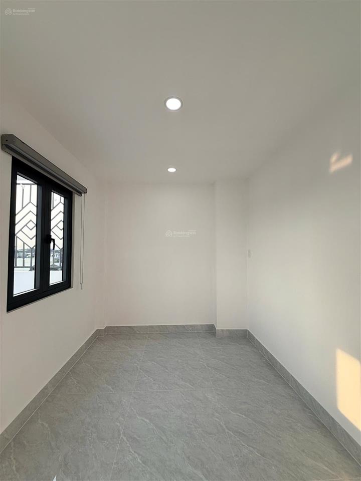 Bán nhà mặt tiền thạnh xuân q12, 70m2 4 tầng xây mới chỉ 6.x tỷ tl