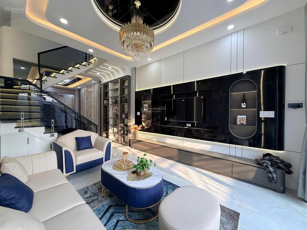 Bán nhà mặt tiền thạnh xuân q12, 70m2 4 tầng xây mới chỉ 6.x tỷ tl