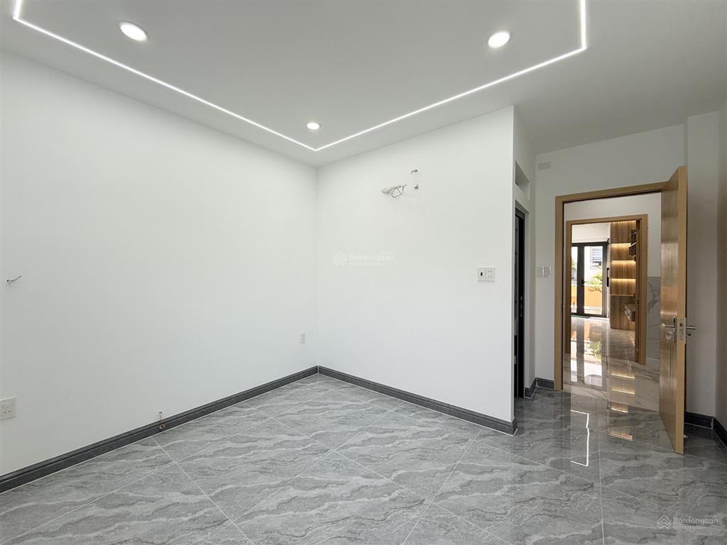Bán nhà thạnh xuân q12, 5 tầng xây mới 5.x tỷ tl