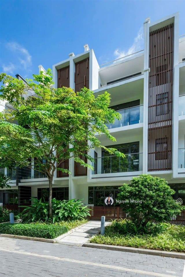 Bán nhà biệt thự tại the meadow bình chánh, giá siêu hời chỉ với 10,5 tỷ, 105m2