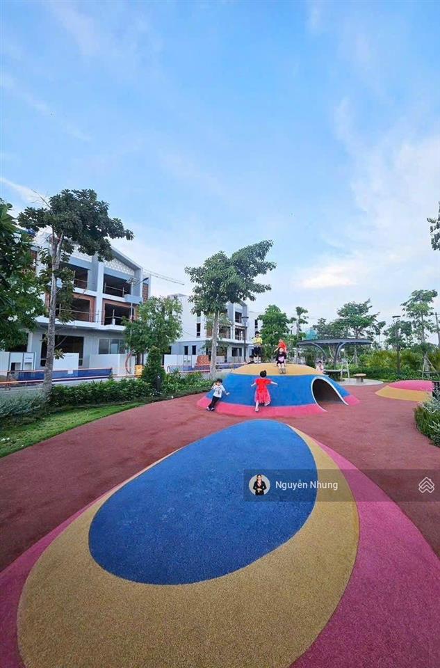 Bán bt ở the meadow bình chánh, 11 tỷ, 105m2, 4pn, 4wc