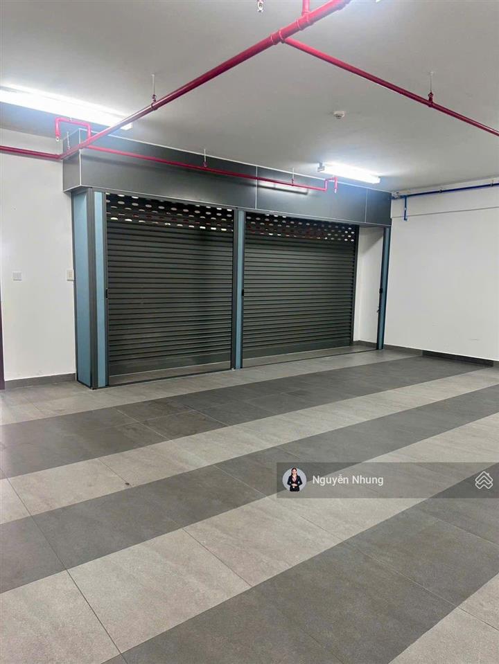 Chính chủ cần bán lại căn hộ có xe hơi chạy lên tận nhà  dt 167m2, tk 2pn + 2wc!  0968 903 ***