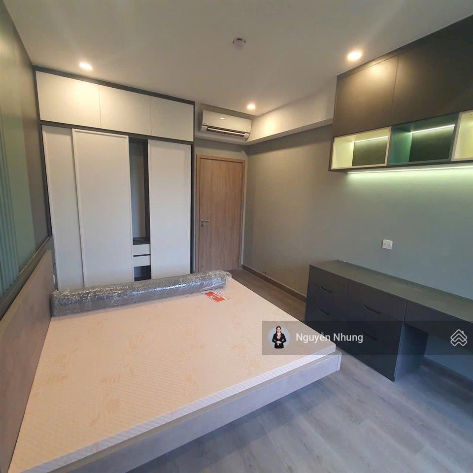 Cần bán căn biệt thự trên không dt 190 m2 thiết kế 3pn + 2 wc  có gaga riêng  có đường cho xe ôtô