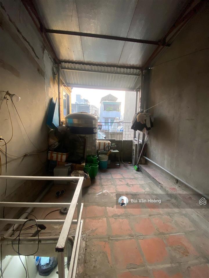 Hiếm có 1 căn tài chính hơn 3 tỷ tại ngọc lâm đối diện mipec long biên, ngõ nông, 4 tầng khung cột