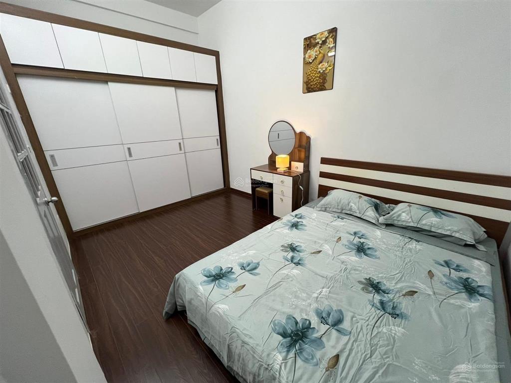 Bán nhà tập thể ngõ 68 quan nhân, cầu giấy, ô tô đỗ cầu thang, 68m², 2 ngủ, giá chào hơn 4 tỷ